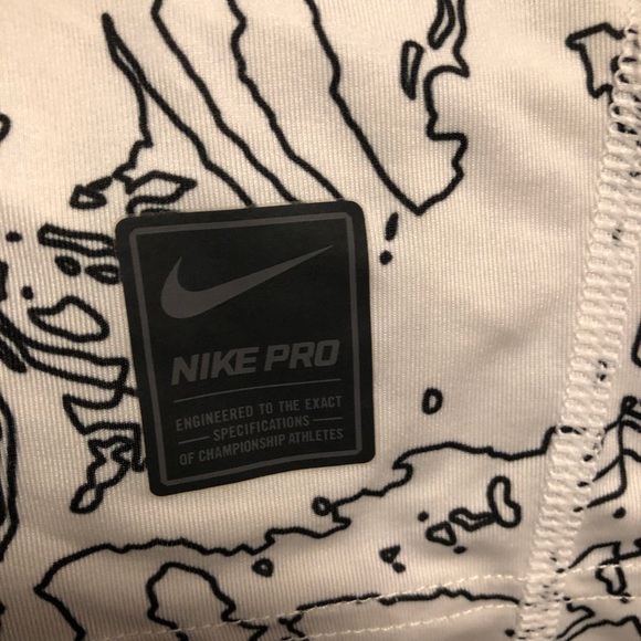 🦑Nike Pro - Picture 3 of 4